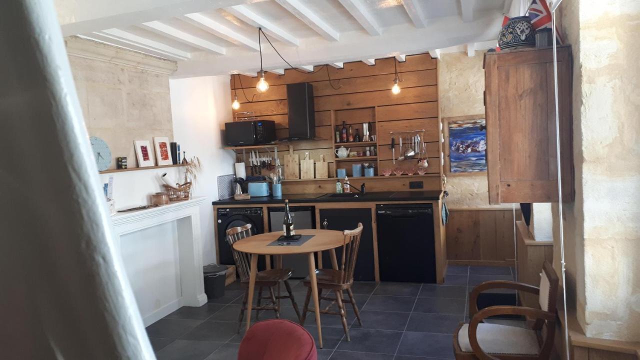 Maison Camille Port-en-Bessin-Huppain Exteriér fotografie