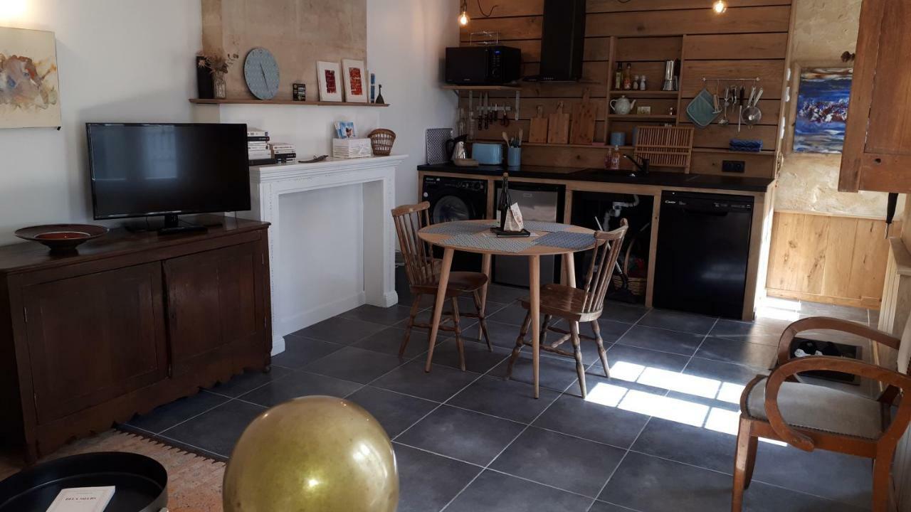 Maison Camille Port-en-Bessin-Huppain Exteriér fotografie
